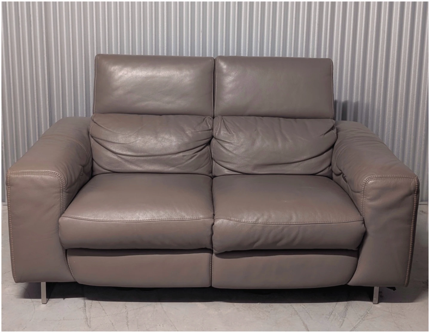 Leather reclining sofa - photo 2