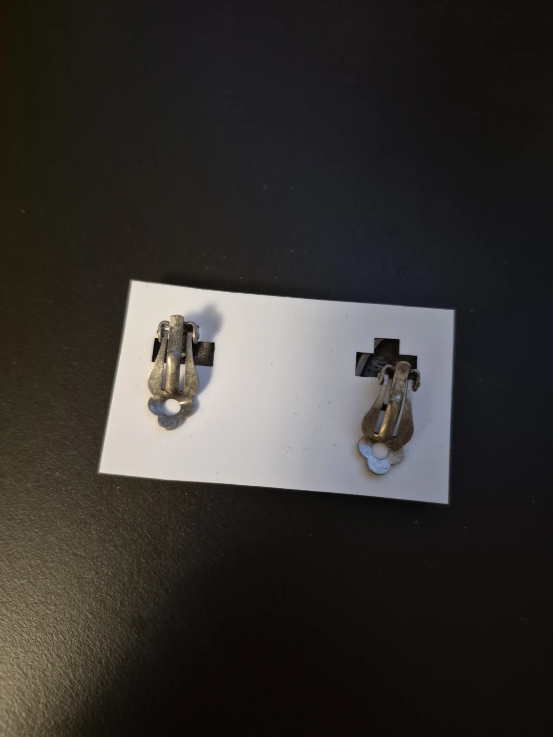 Vintage Leaf Clip-On Earrings - photo 2