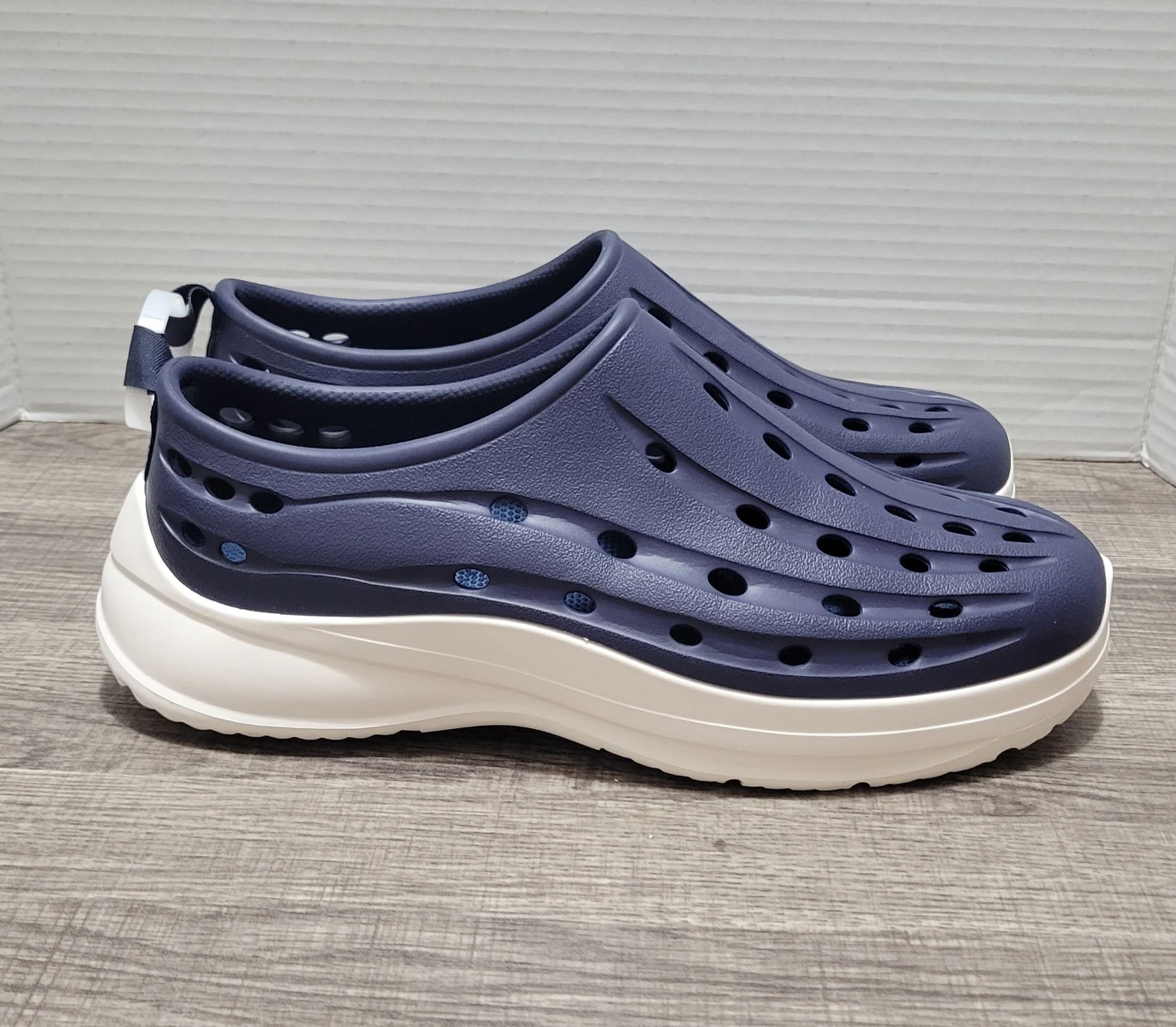 Tommy Copper Slip-On Clogs size 10 - photo 2