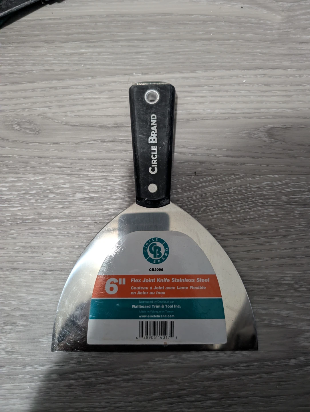 Taping knife 6 inch
