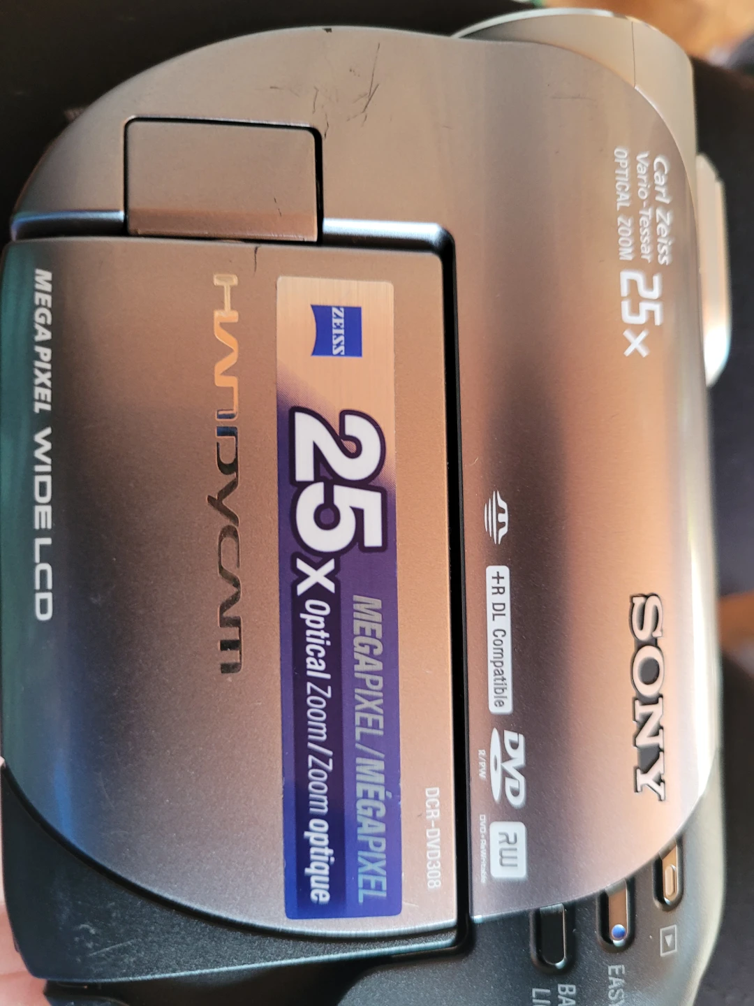 Sony Handycam DCR-DVD308 Digital Video Camera Recorder.