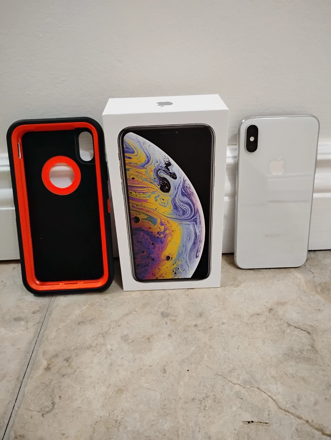 iPhone XS 64gb White - photo 2