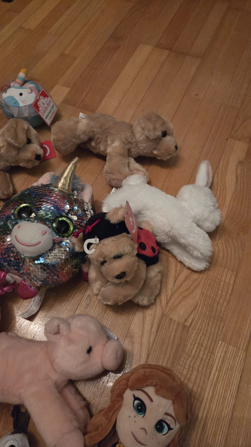 Brand-new assorted plushie toys - photo 5