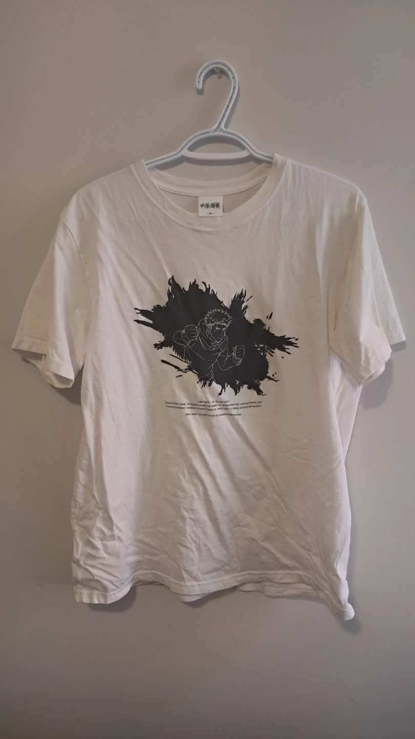 Jujutsu Kaisen Yuji Itadori Graphic T-Shirt