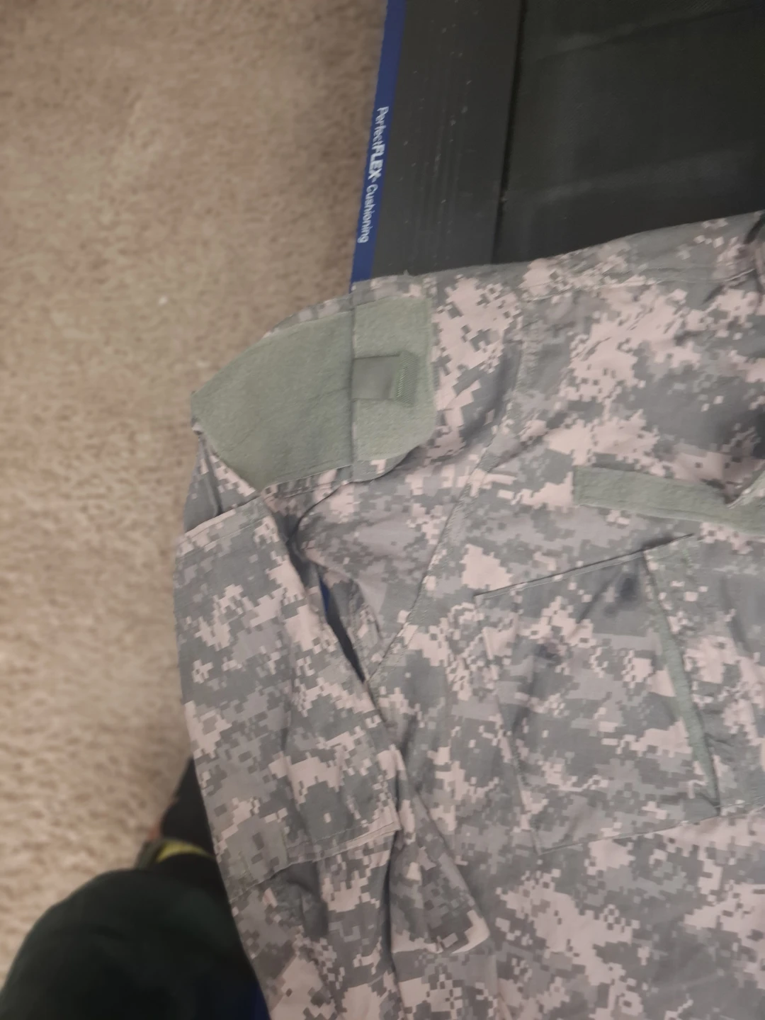 US Army Digital Camo Uniform Set - photo 4