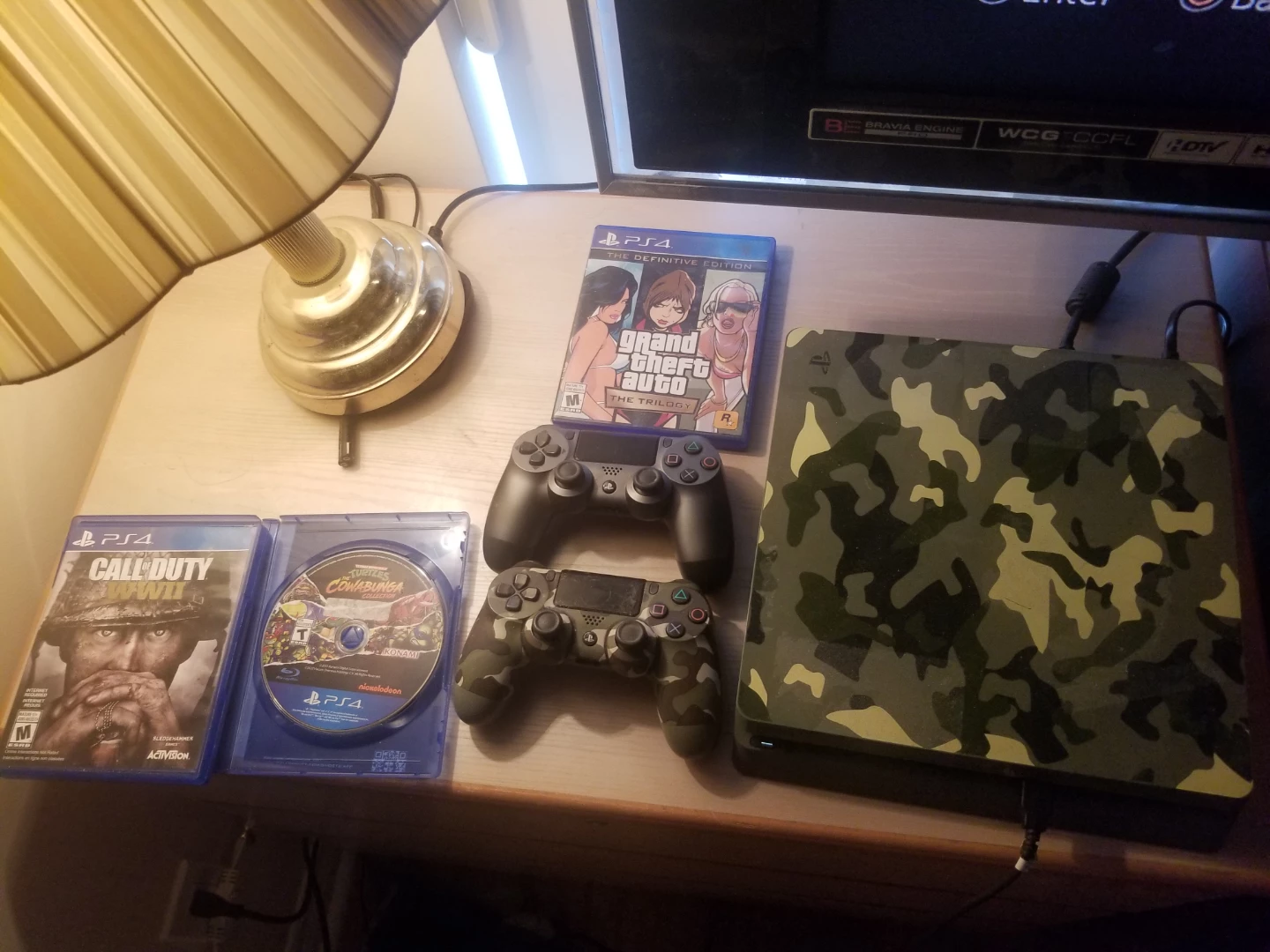PlayStation 4 PS4 Slim  1TB with 2 Controllers 12 Games - photo 2