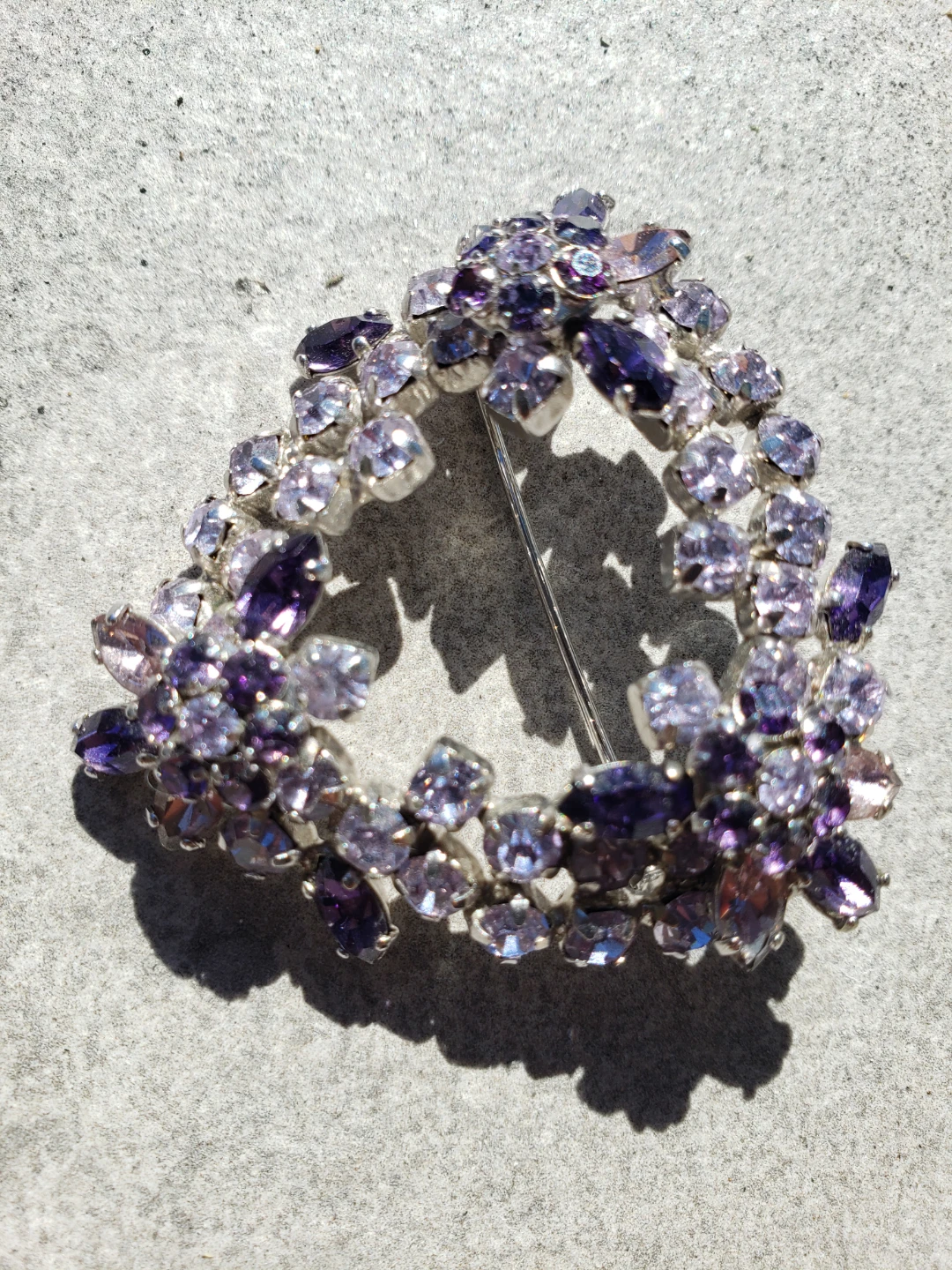 Sherman purple crystal heart brooch - photo 2