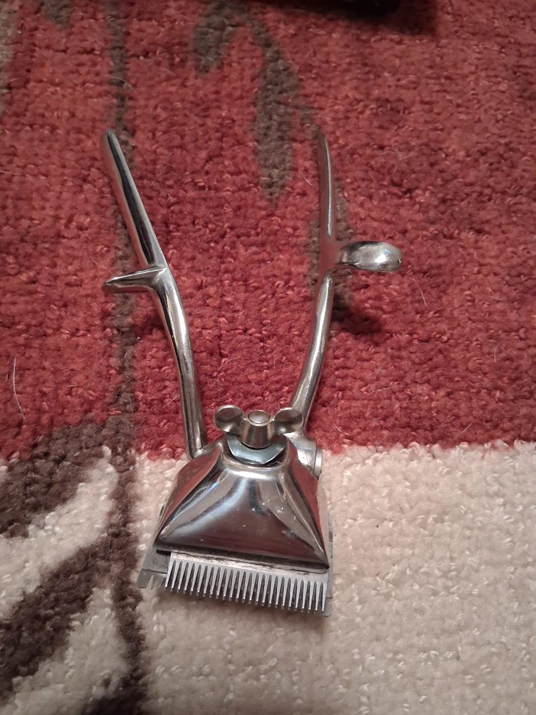 Vintage Oster Model 110 Hair Clippers - photo 2