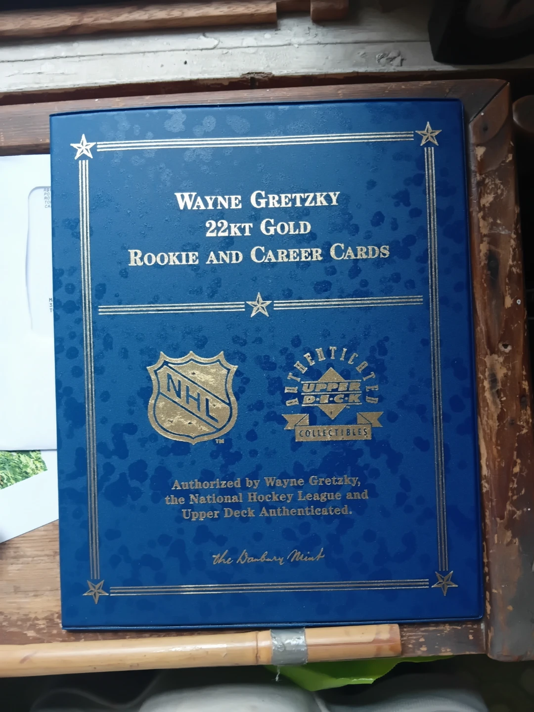Wayne Gretzky 22kt Gold Rookie and Career Card Set