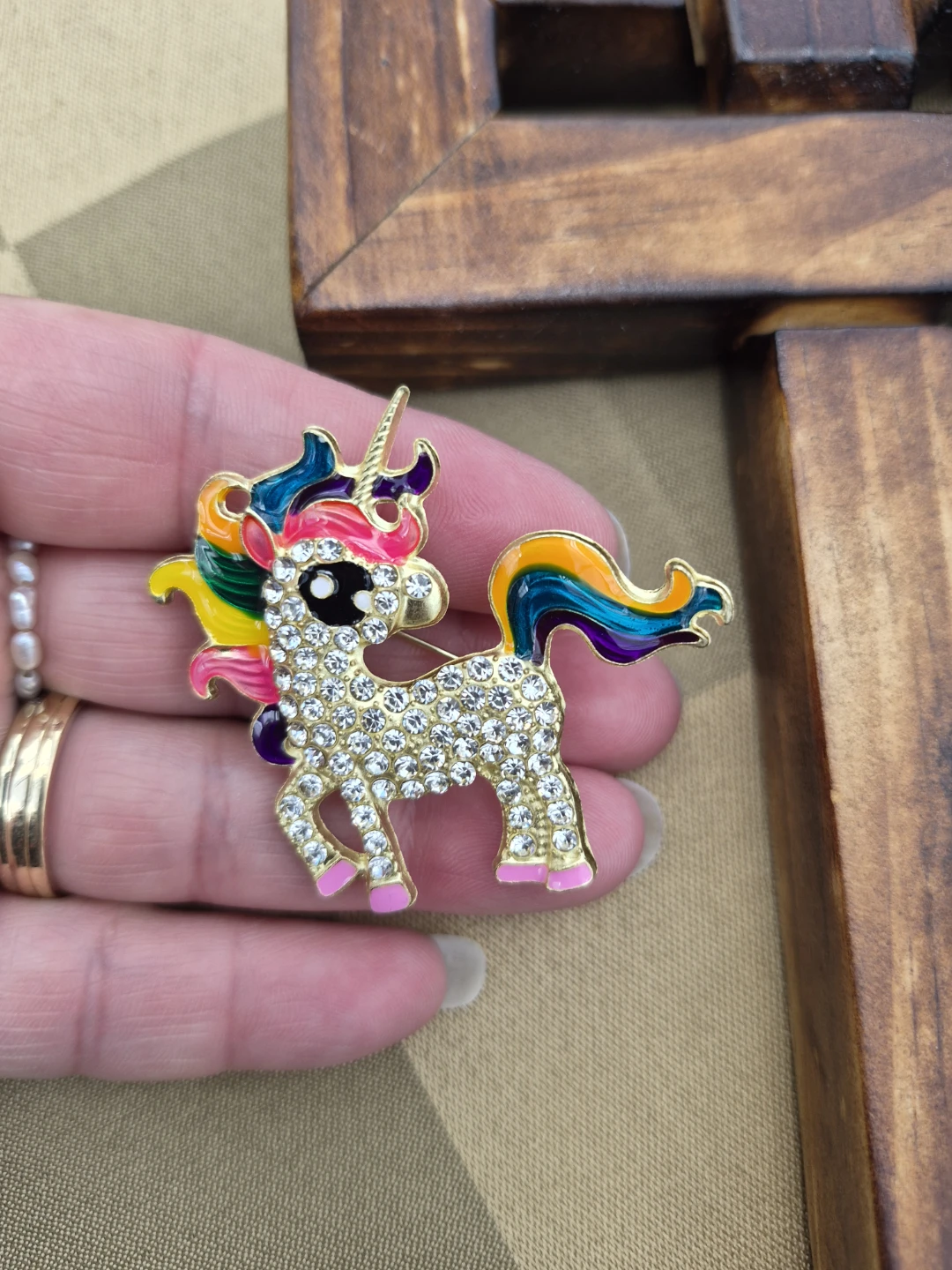 Beautiful 1 1/2"  Unicorn Fashion Brooch Brand