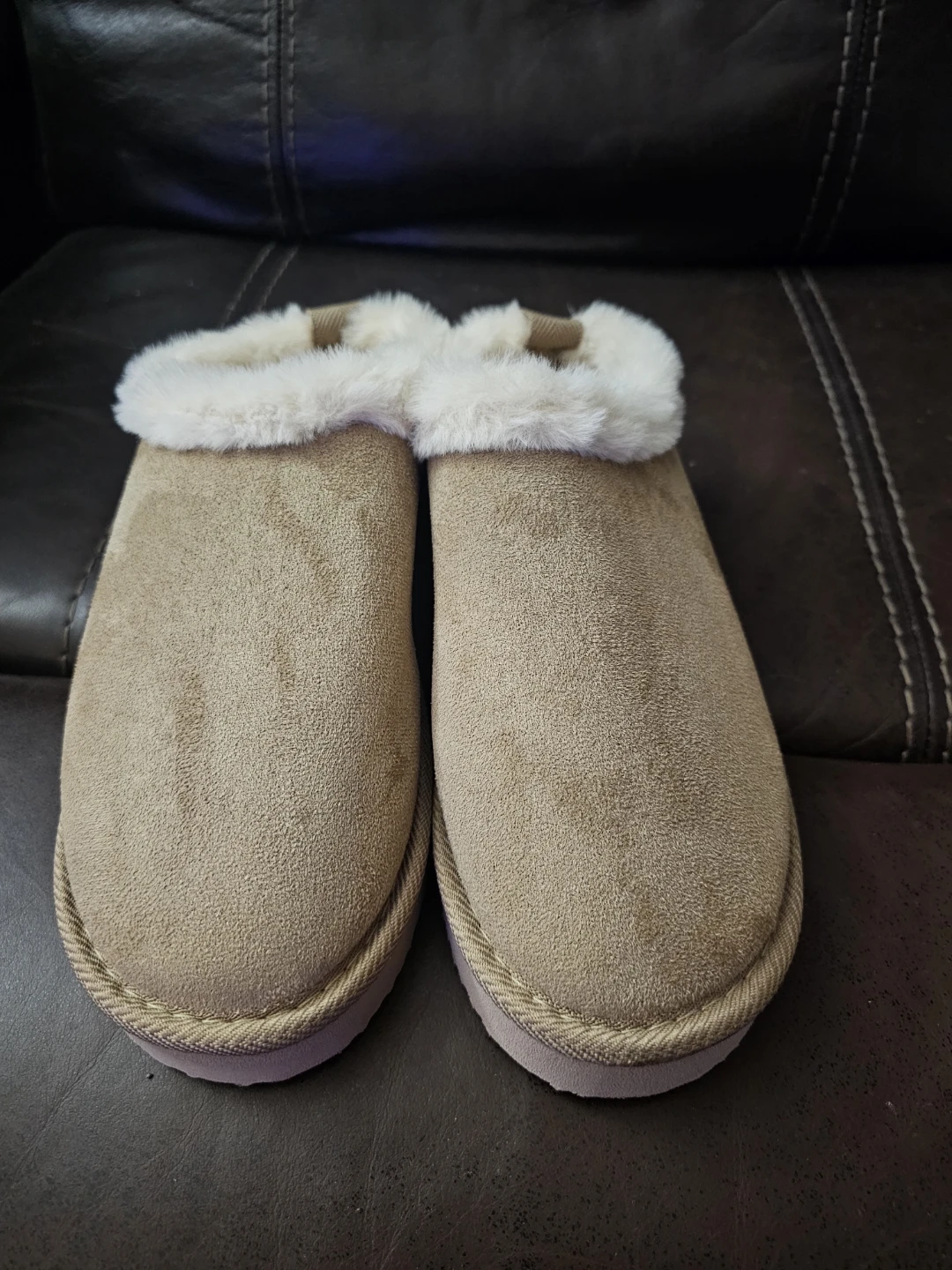 Tan Suede Slippers with White Faux Fur Trim - photo 4