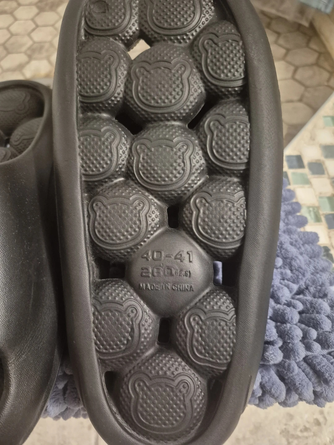 Black Bear Pattern Shower Slides - photo 3