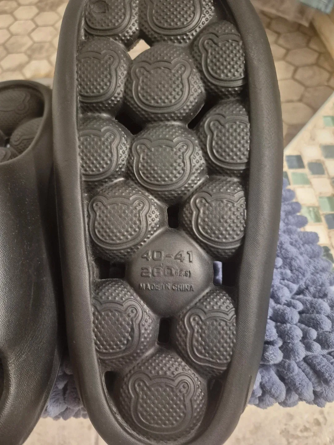 Black Bear Pattern Shower Slides - photo 3