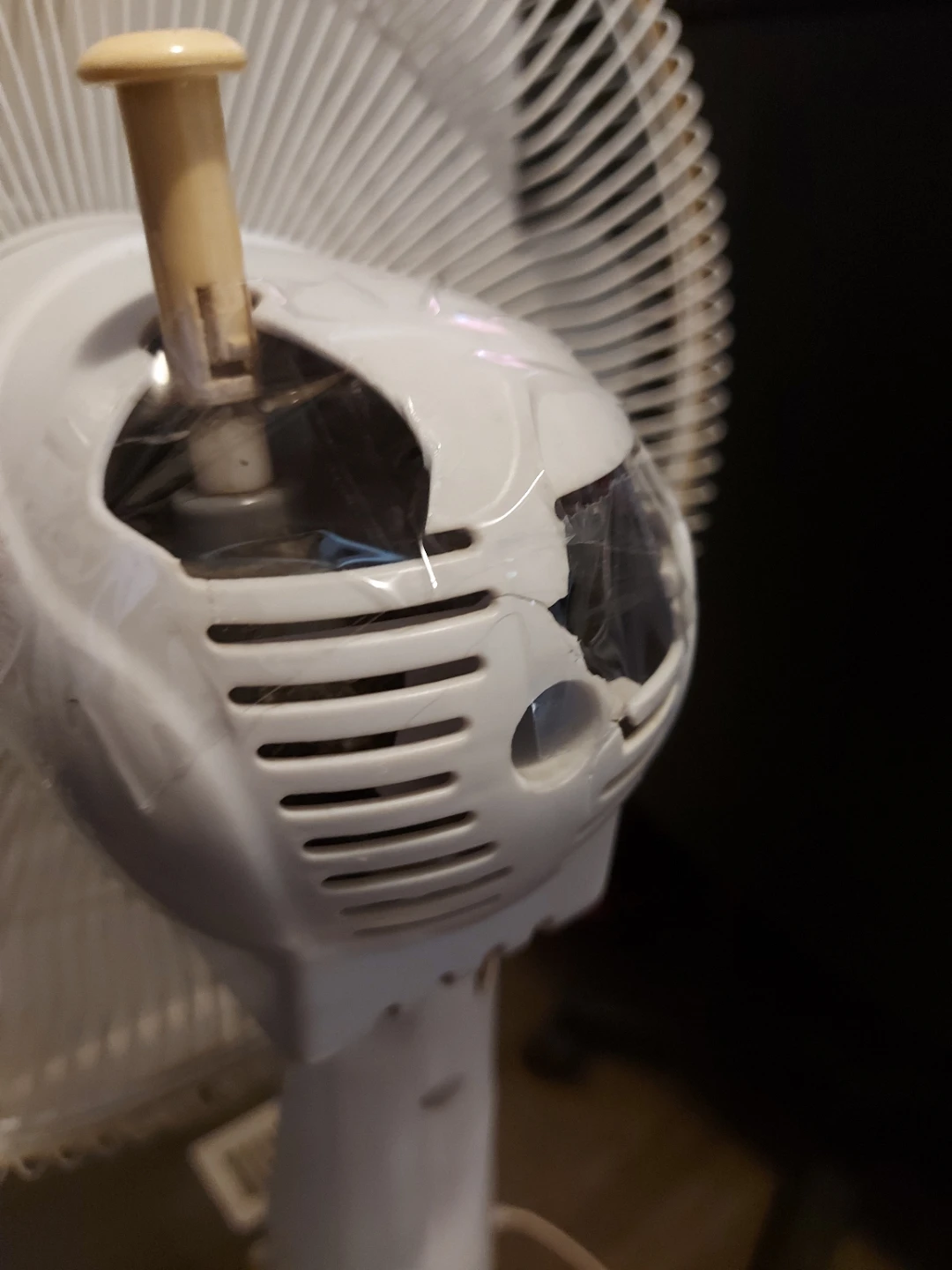 Airworks Pedestal Fan - photo 3
