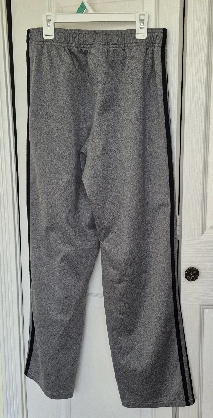 Adidas grey sweatpants - photo 3