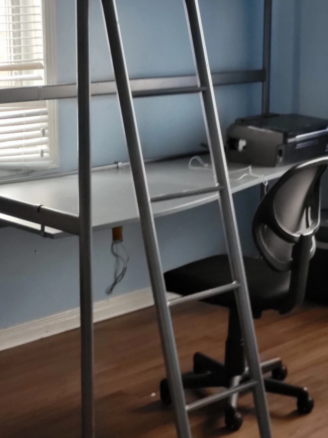Kids Bed and desk combo