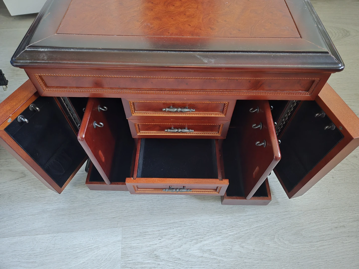 Wooden Jewellery Box - photo 2