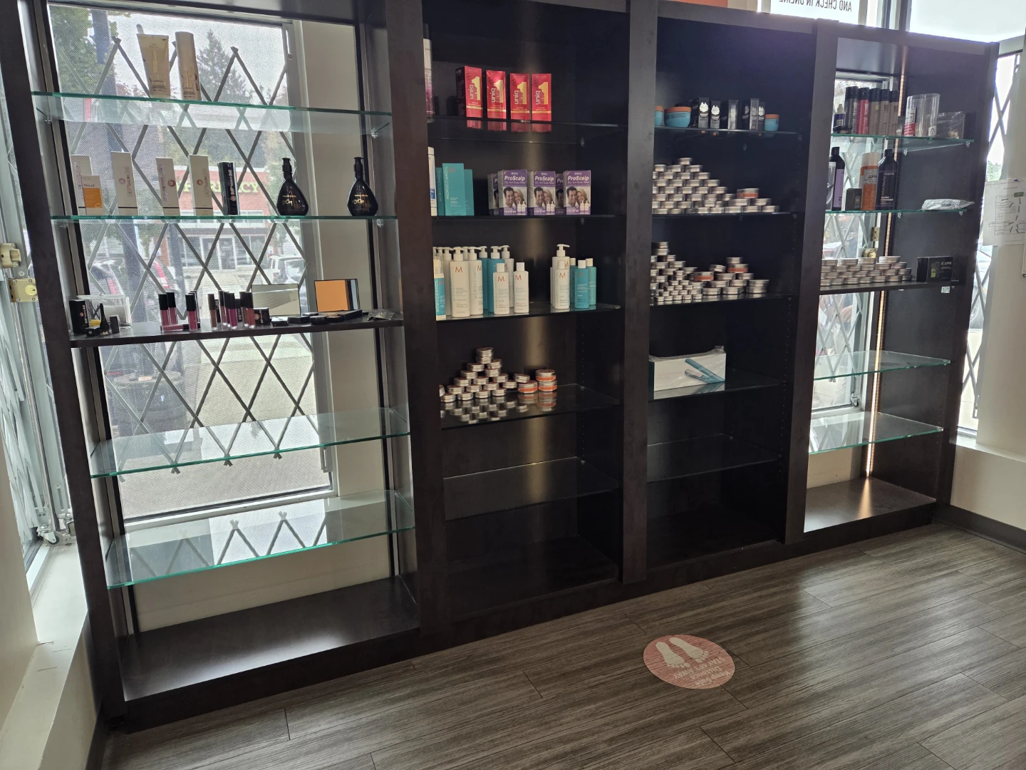 Display Shelving Unit with Glass Shelves