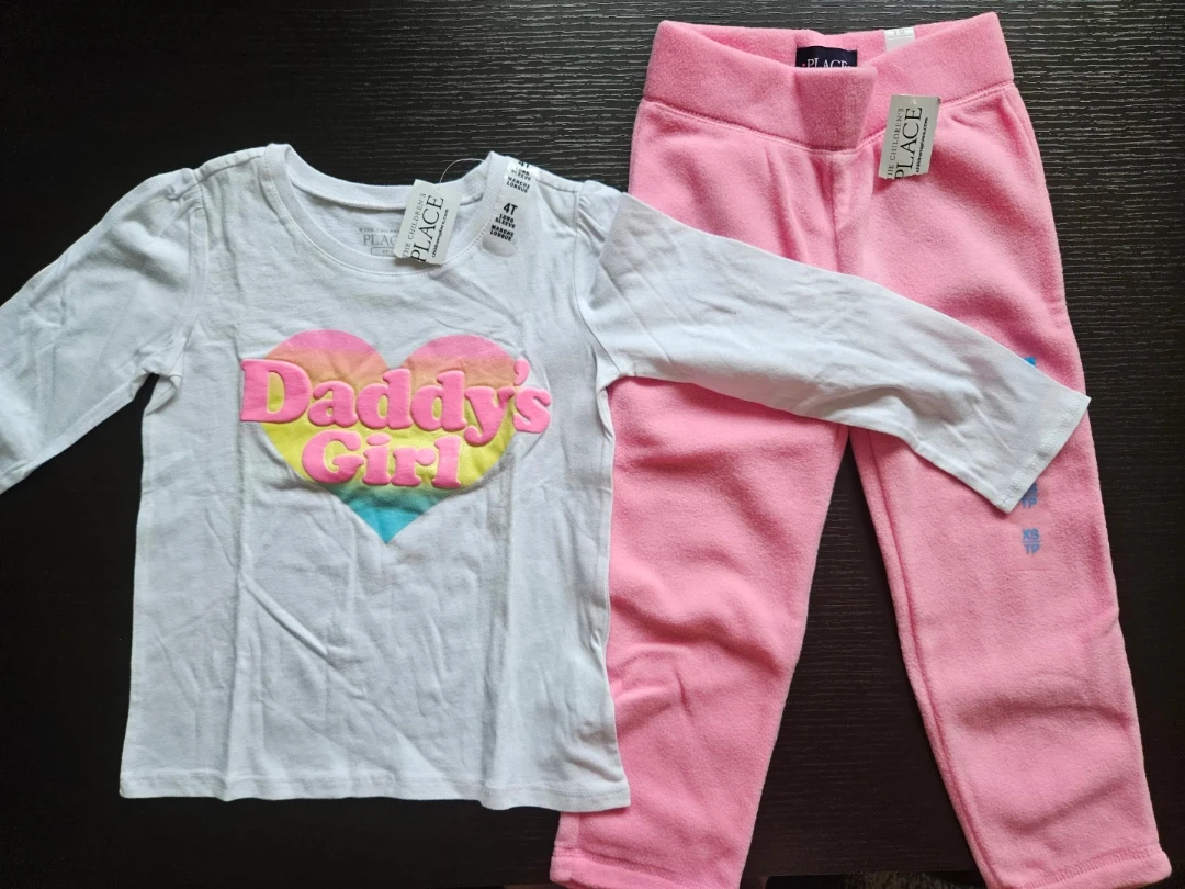 The Children's Place Outfit, Size 4T/XS (New with Tags)