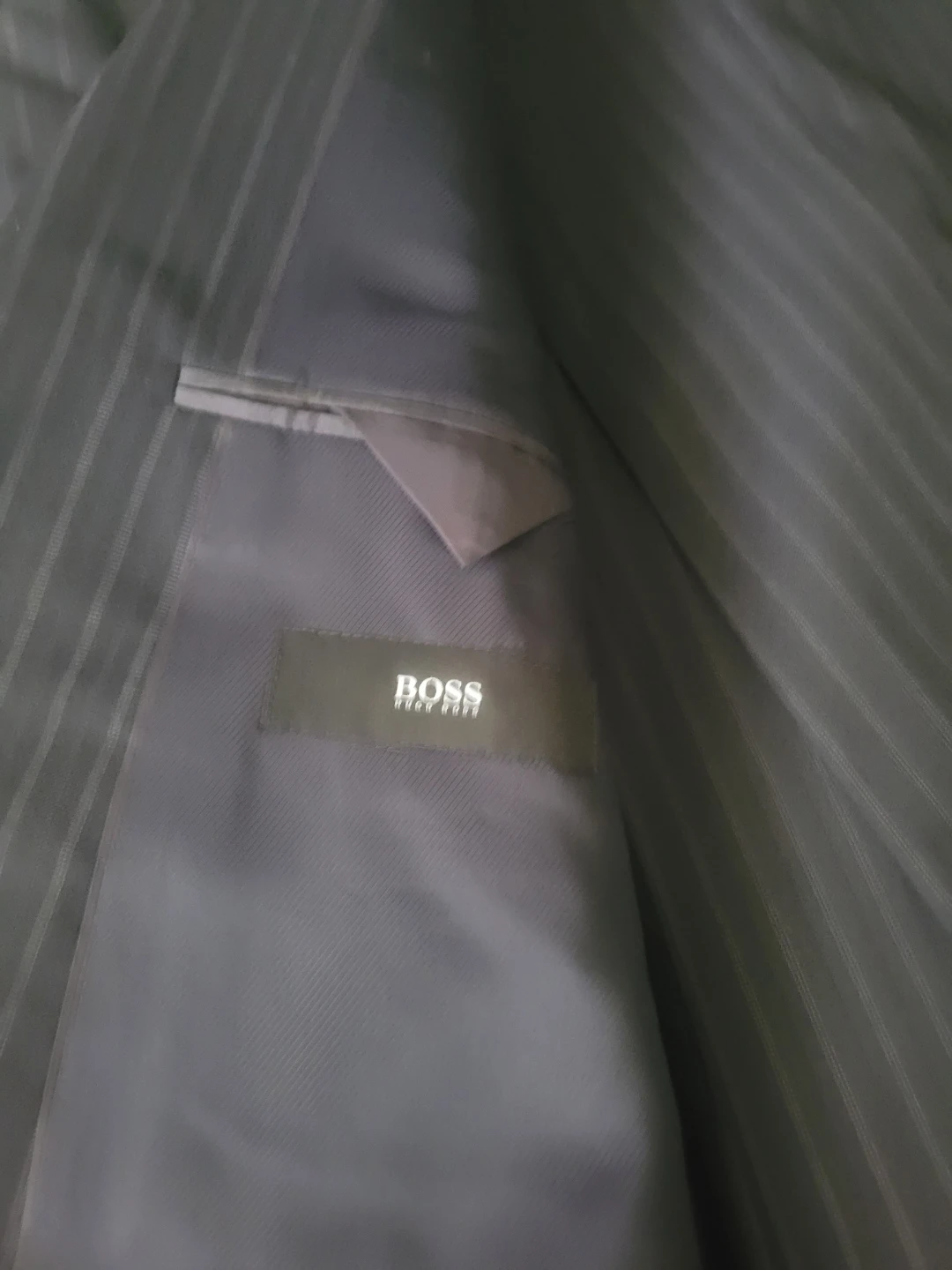 Hugo Boss Men's Suit - photo 4