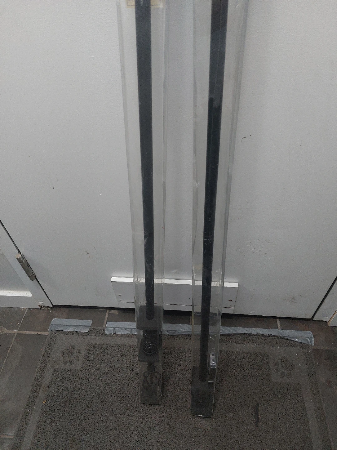 2x Black Curtain Rods with Finials - photo 2
