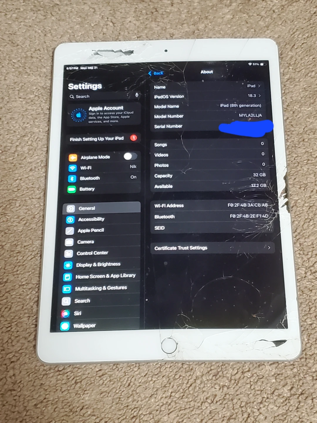 Apple iPad 8th Gen 32GB Silver - photo 2