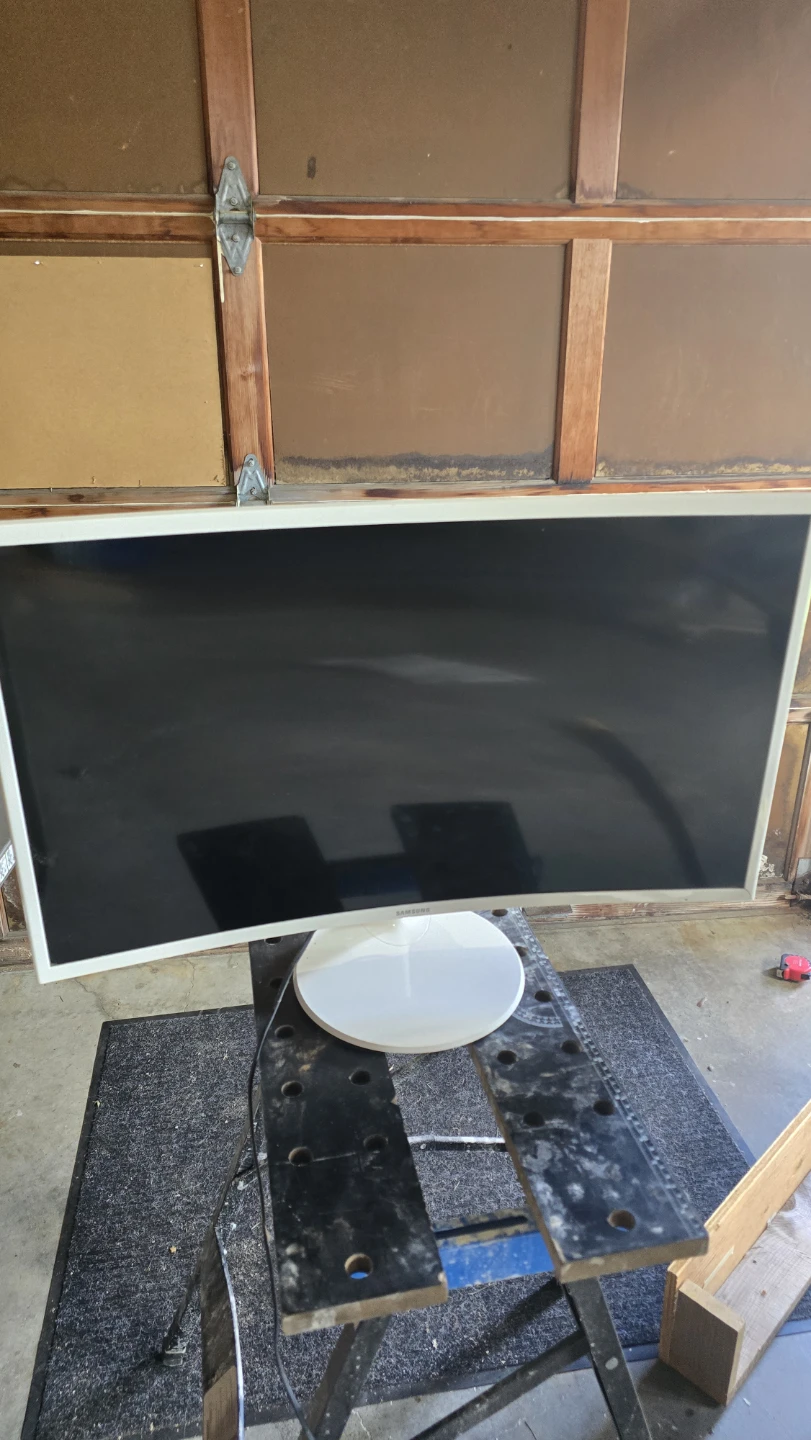 32" curved samsung monitor