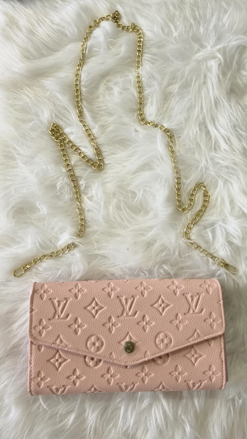 Wallet with Chain - photo 2