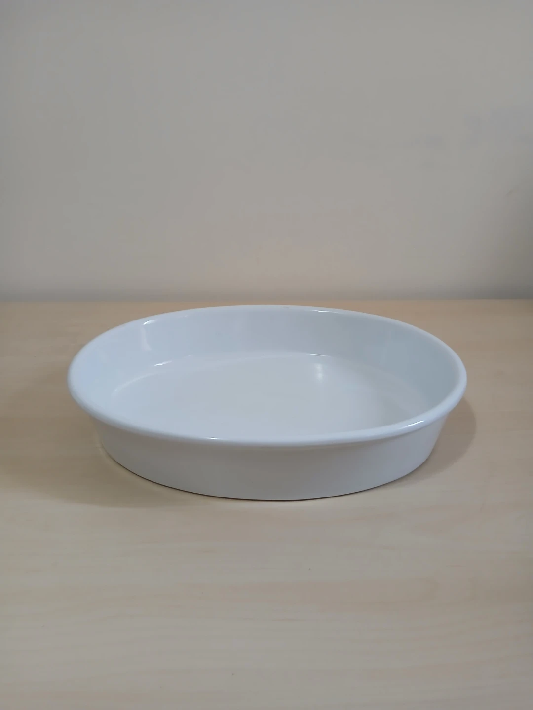 White Ceramic Round Baking Dish