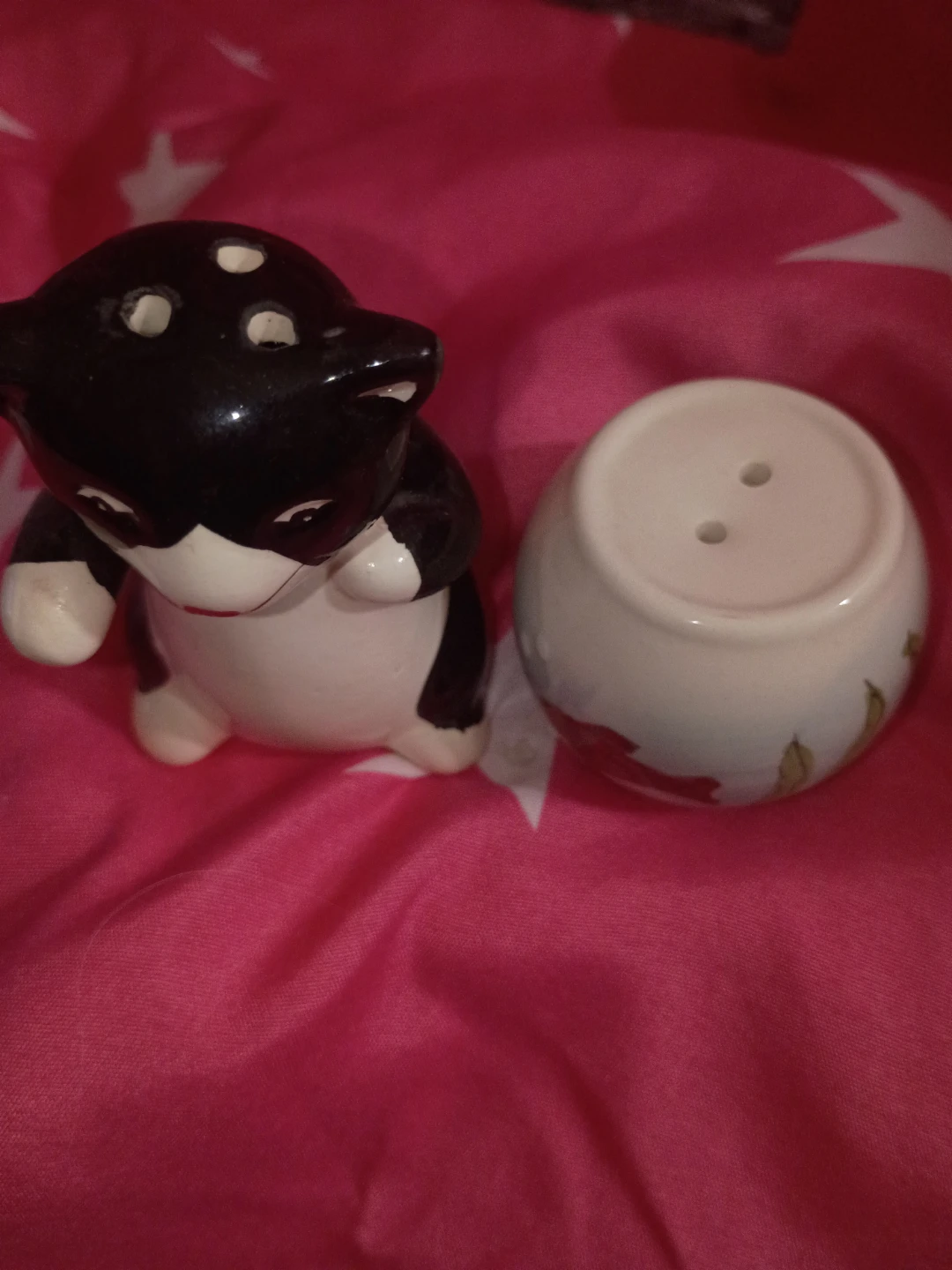 Cat and Fishbowl Salt and Pepper Shaker Set - photo 3
