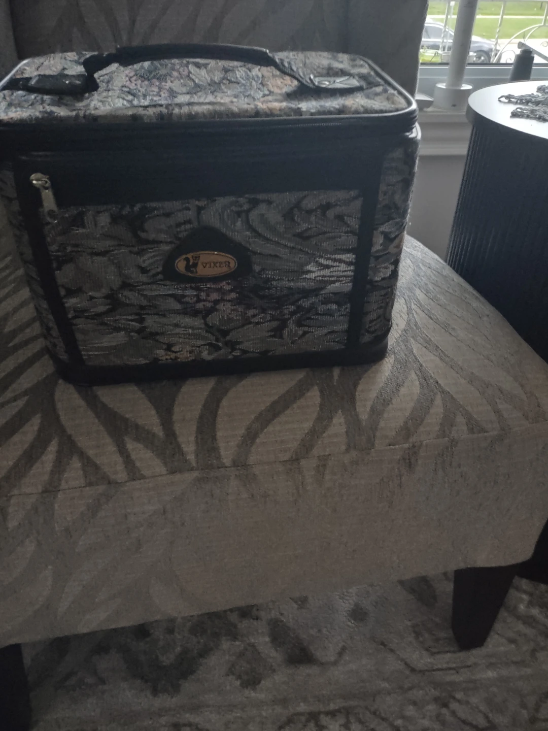 Cosmetic case