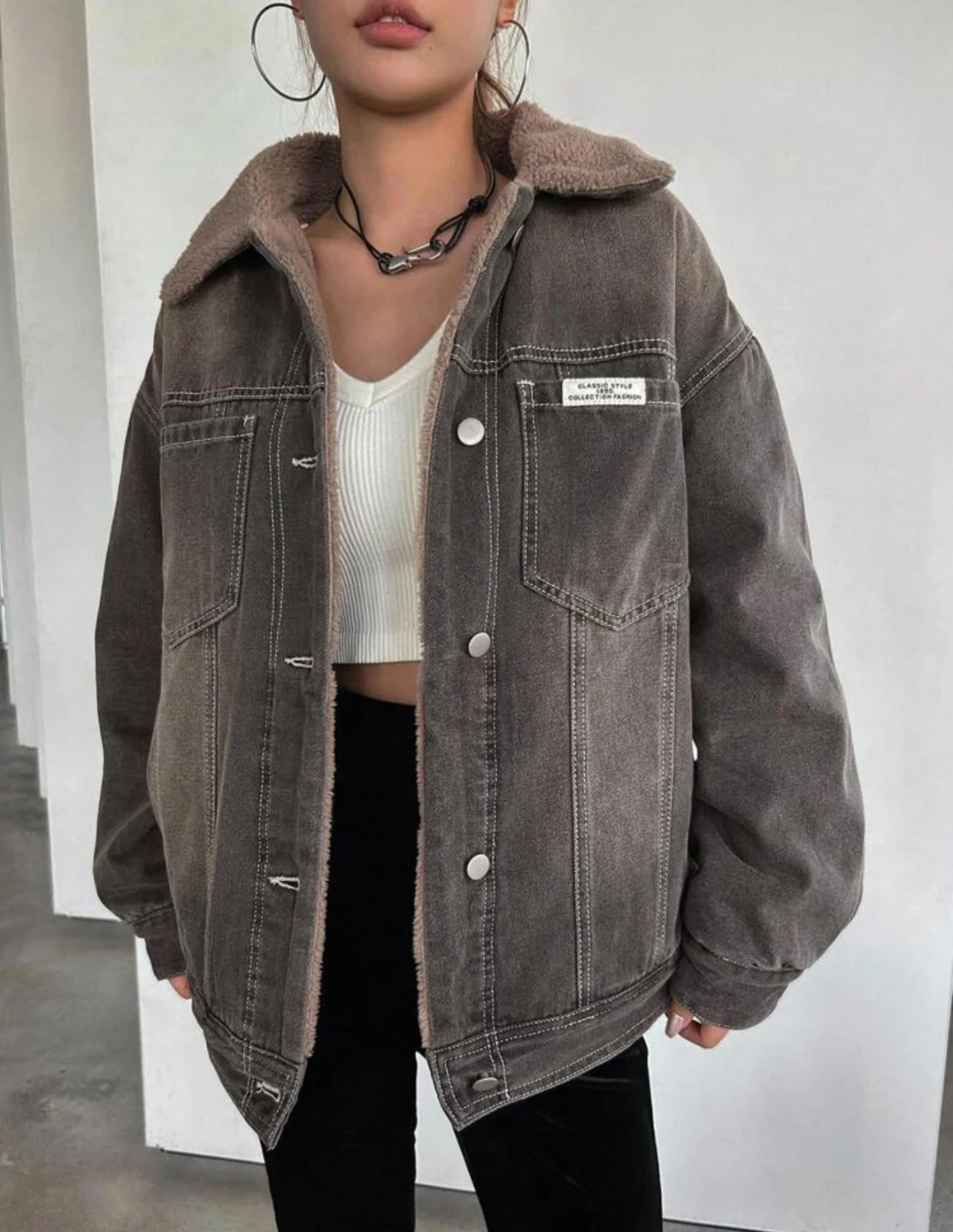Classic Style Sherpa Denim Jacket Size M - photo 3