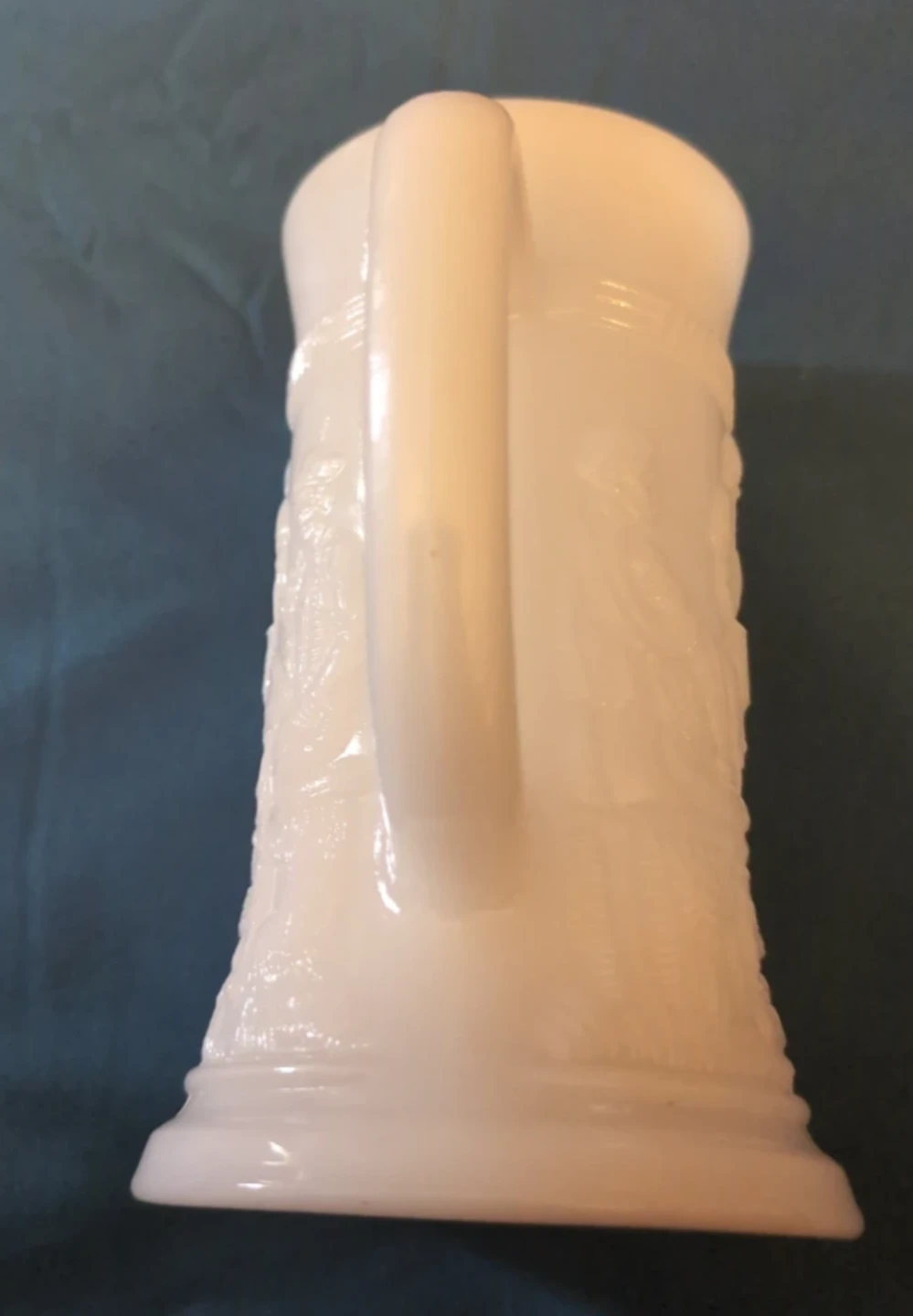 Vintage White Milk Glass Beer Stein - photo 3