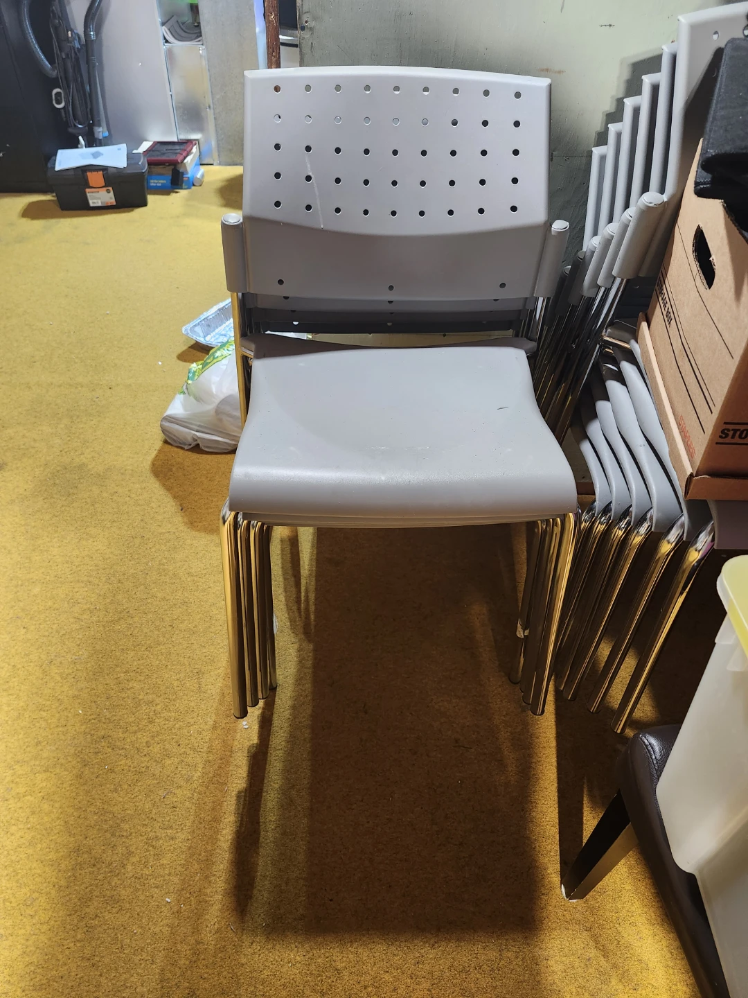 Set of 20 grey stacking chairs - photo 2
