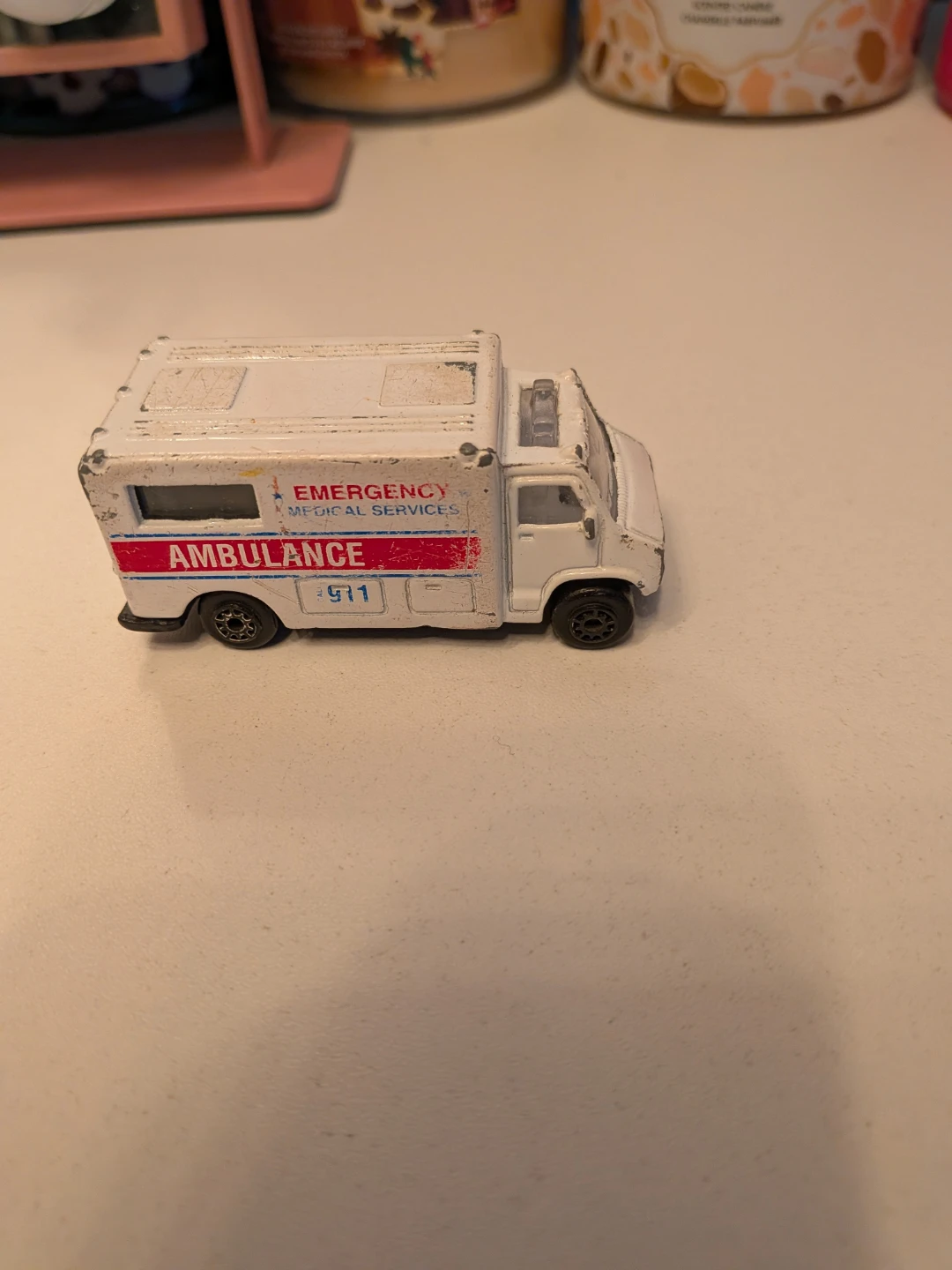 Maisto Emergency Medical Services Ambulance Toy - photo 3