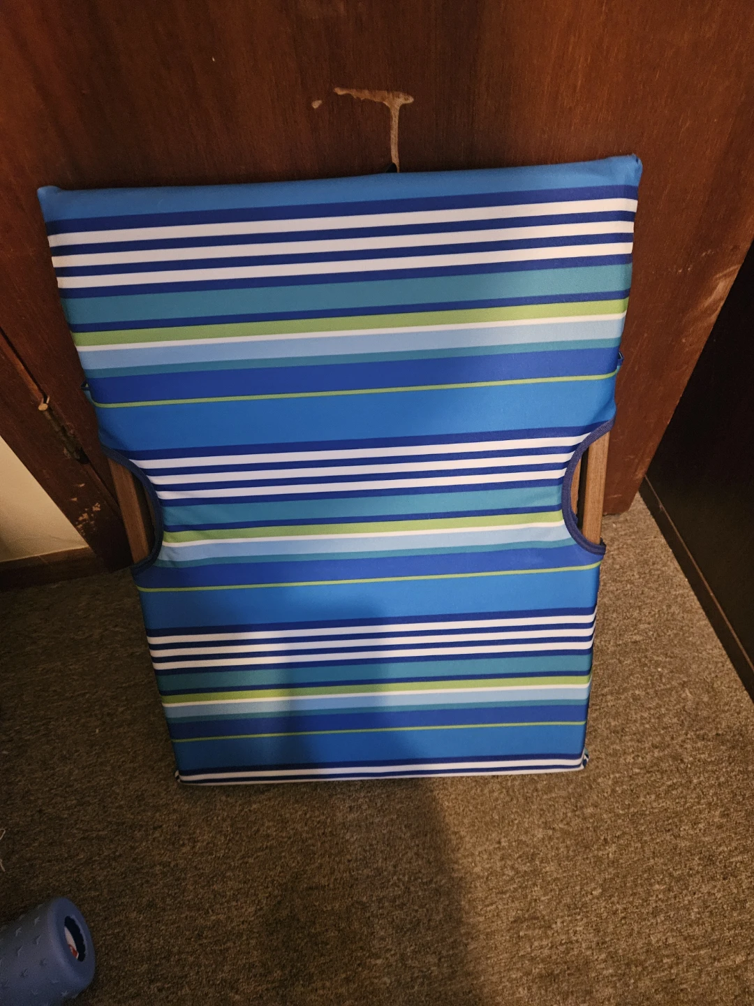 Portable Blue Striped Beach Chair - photo 2