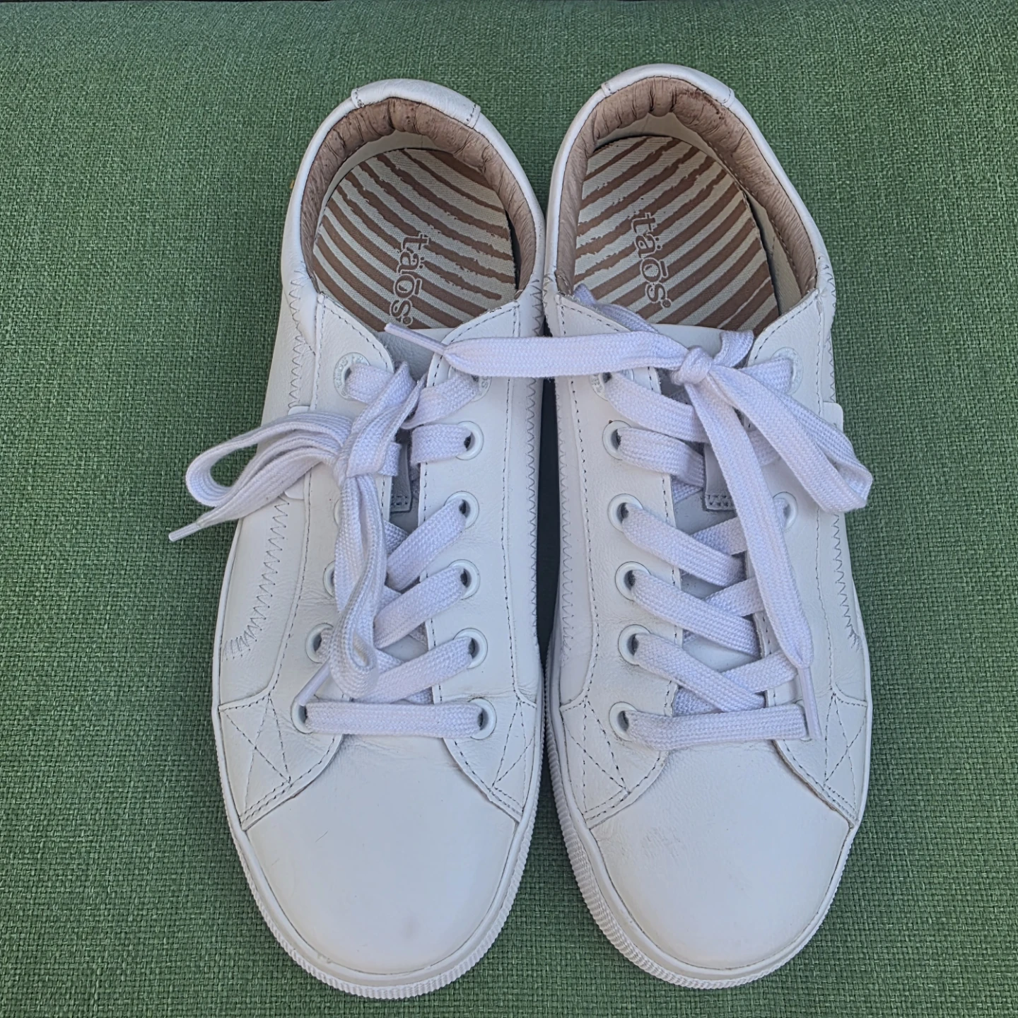 Taos white leather sneakers size 7 - photo 2