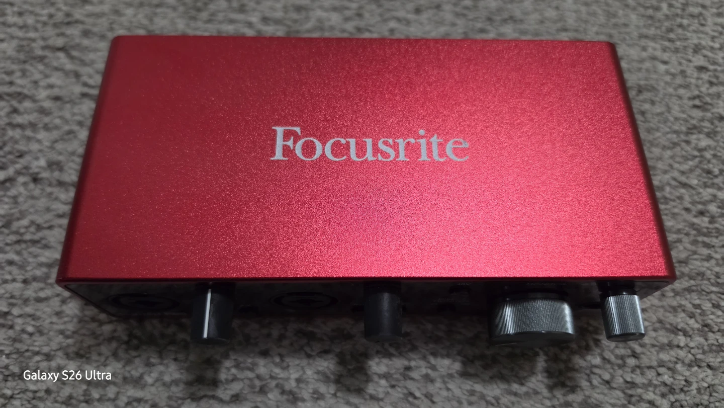 Focusrite scarlett  2i2 - photo 5
