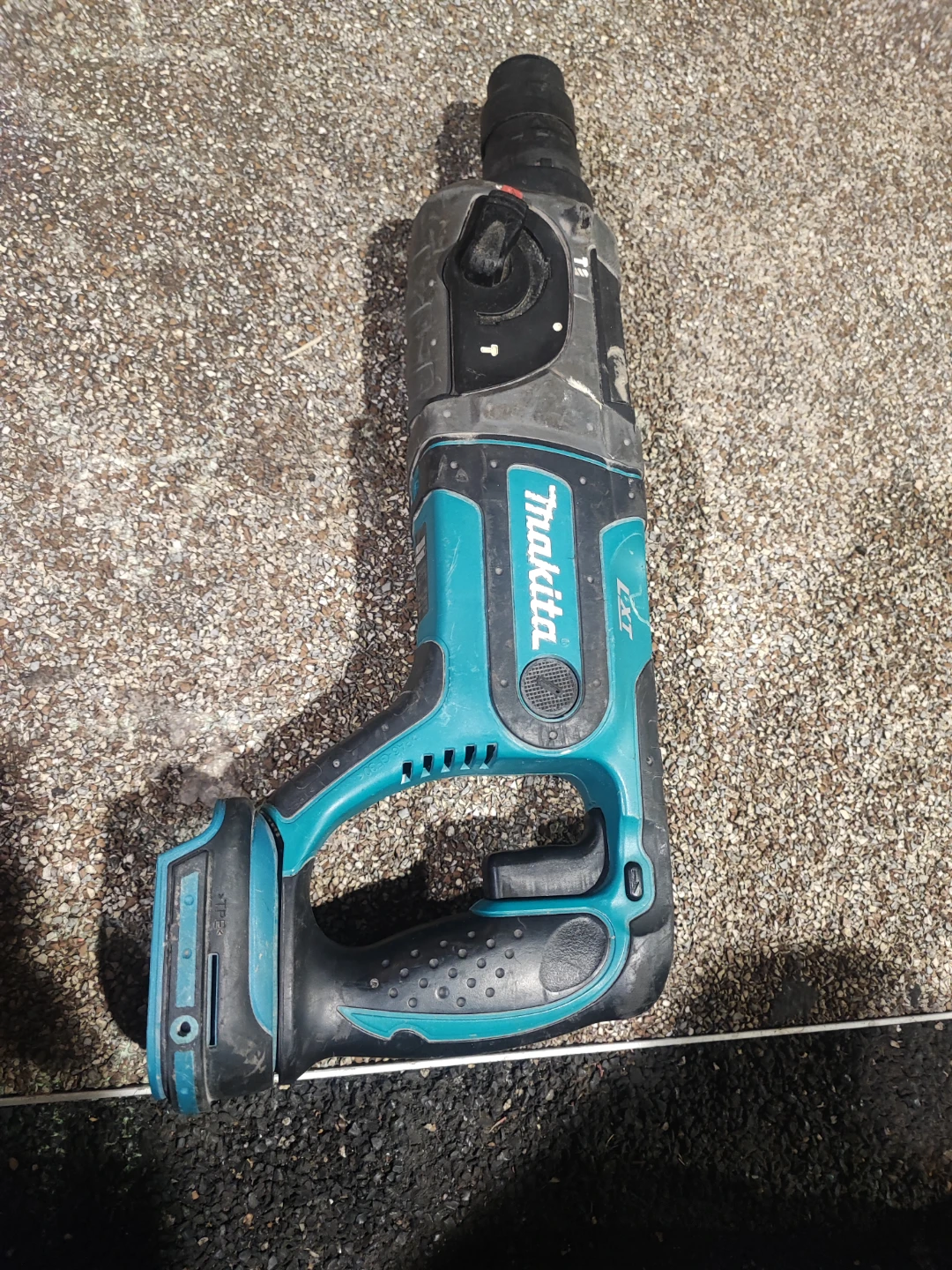 Makita DHR241 18V Rotary Hammer