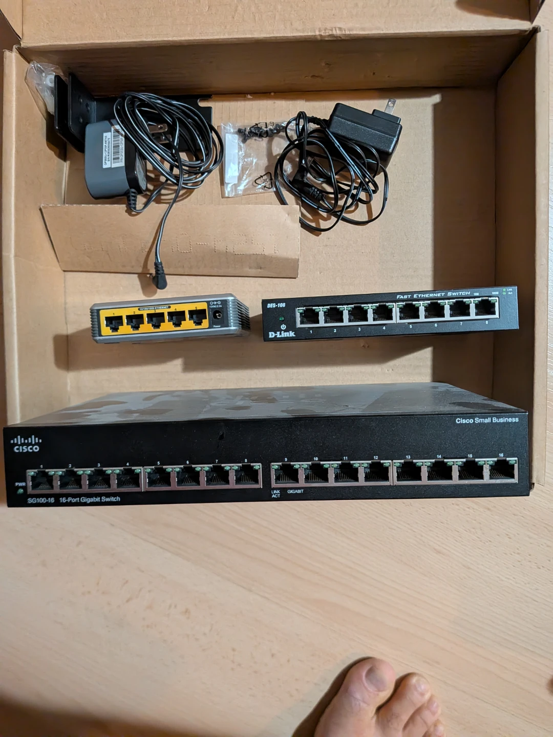 Cisco SG100-16, D-Link DES-108, and Linksys Switch Bundle