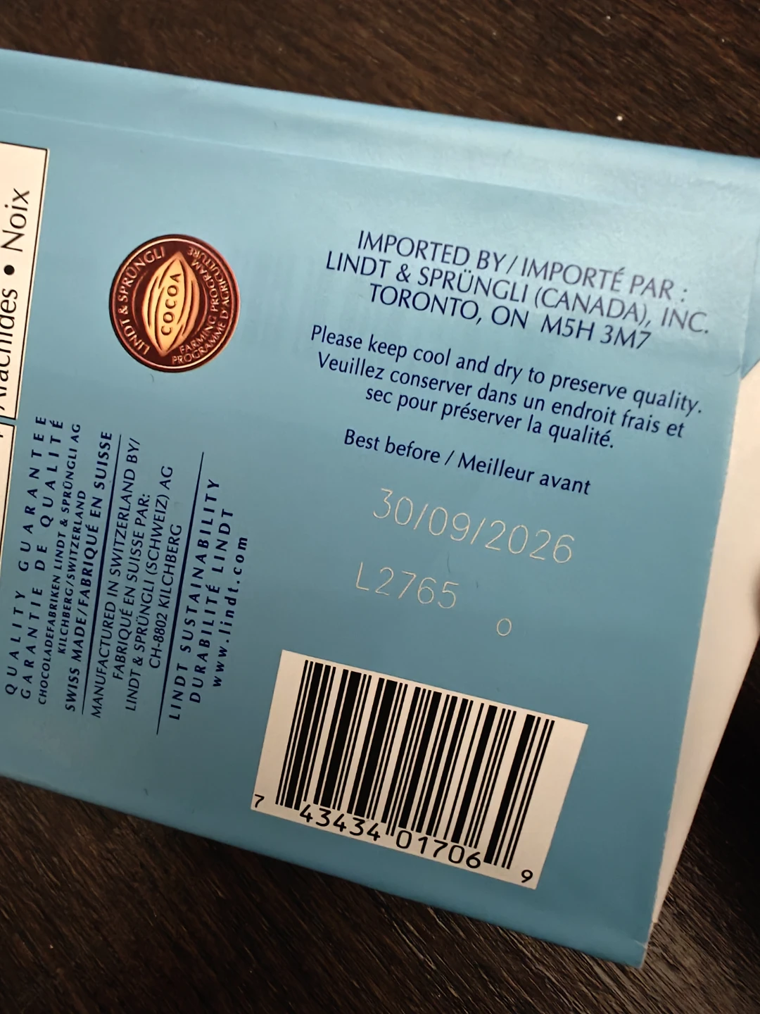 2x Lindt Swiss Classic Milk Chocolate 200g - photo 2