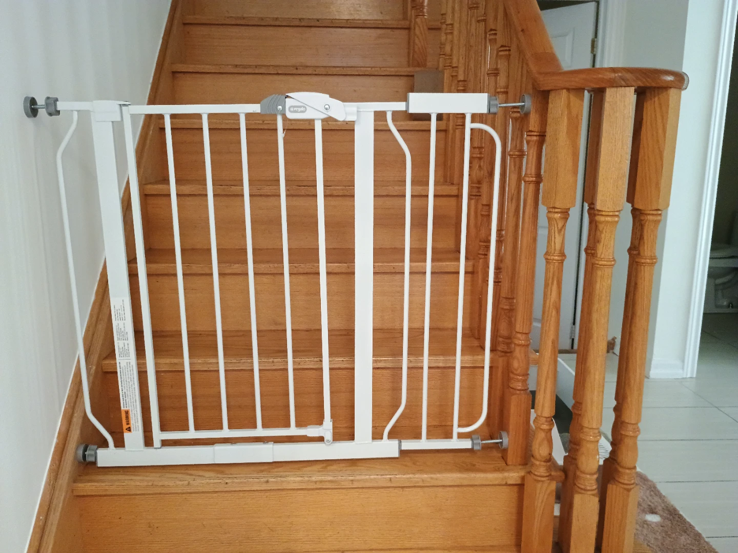 REGALO White Safety Gate
