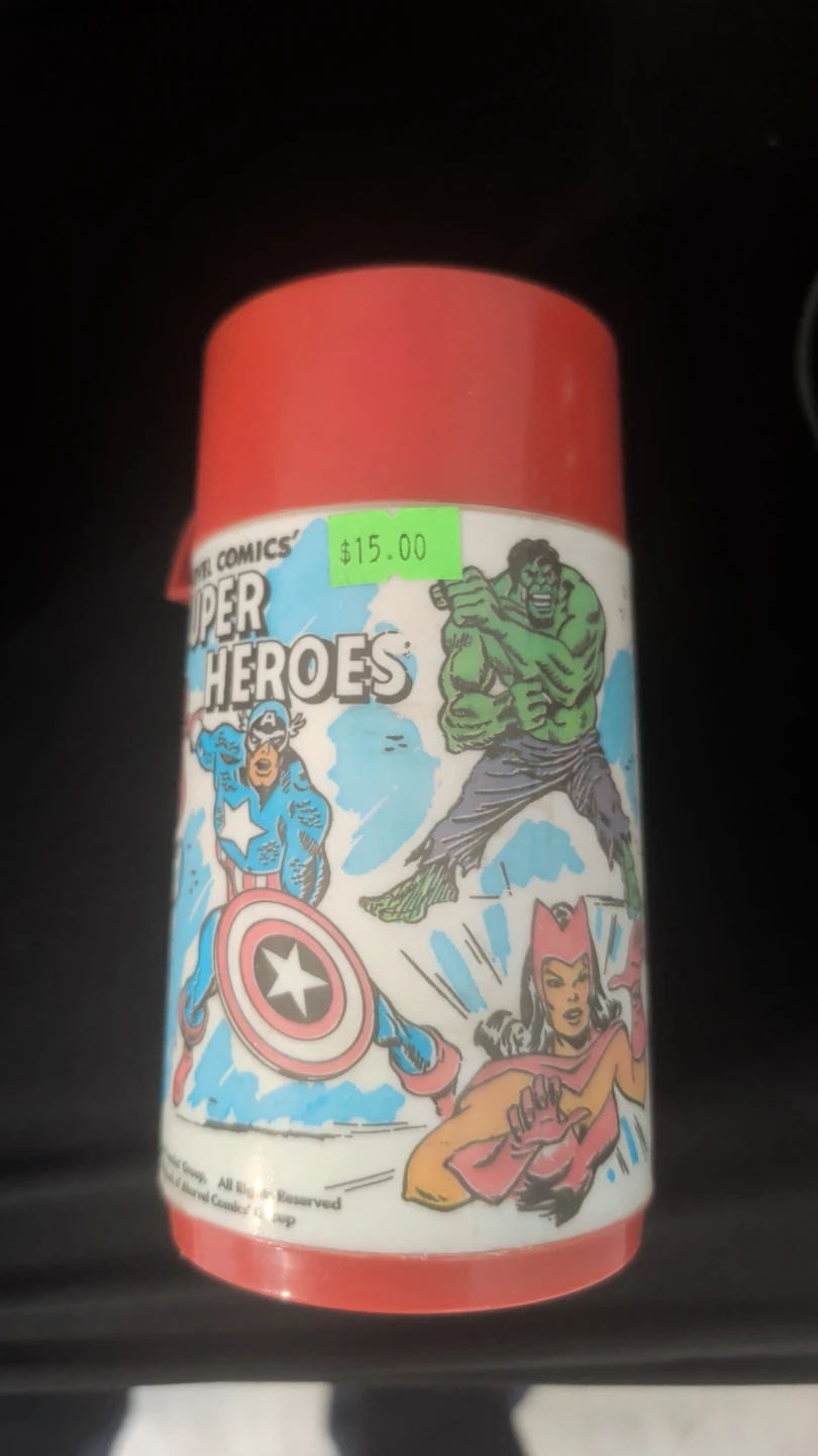 Vintage Marvel Super Heroes Thermos - photo 2