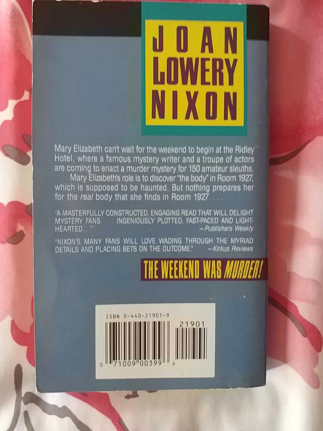 The Weekend Was Murder! by Joan Lowery Nixon - photo 2