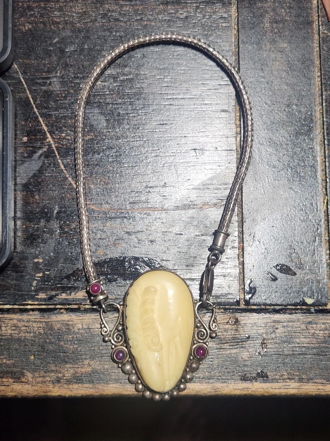 Sajen 925 Sterling Silver Carved Pendant Necklace - photo 2