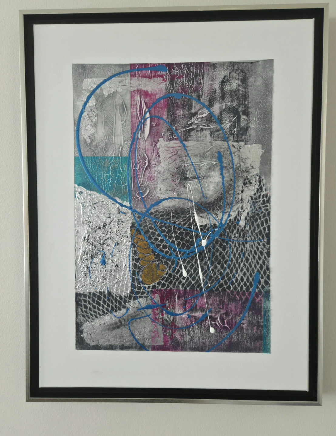 Abstract Framed Wall Art - photo 2
