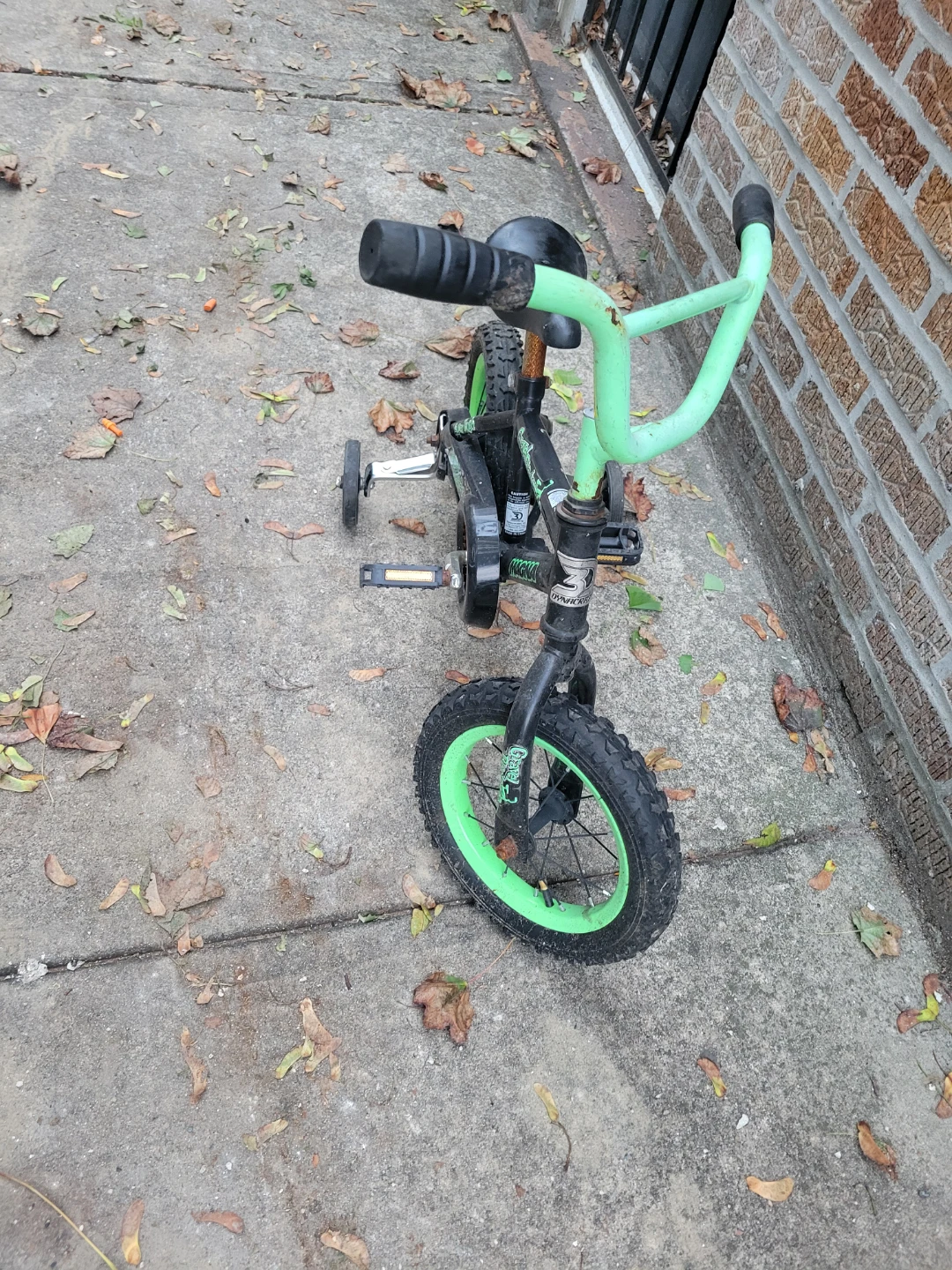 Very small Kids Bike - photo 3
