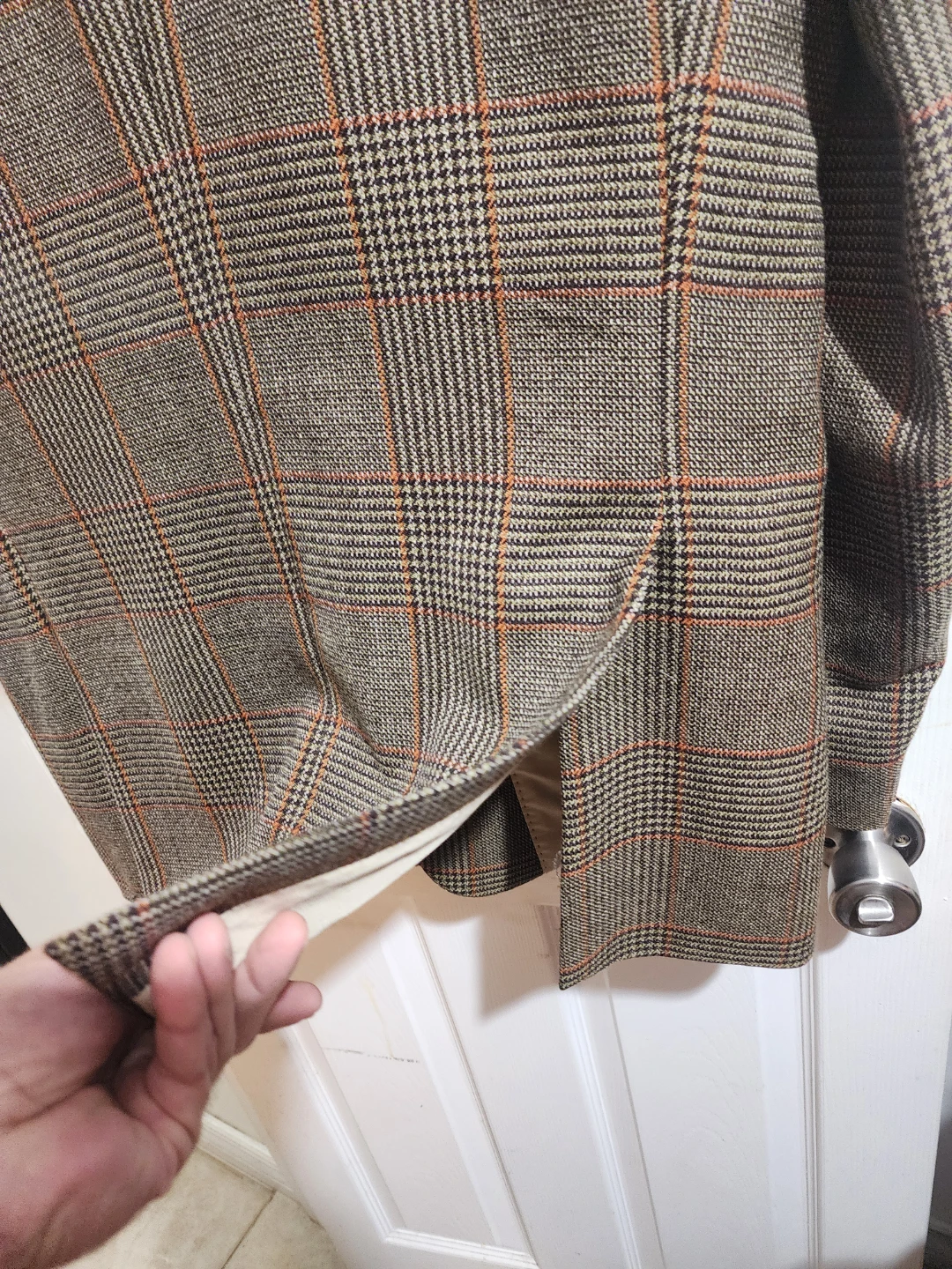 HUGO BOSS Plaid Sport Coat 100% Virgin Wool Size EU 52/US 42 - photo 4
