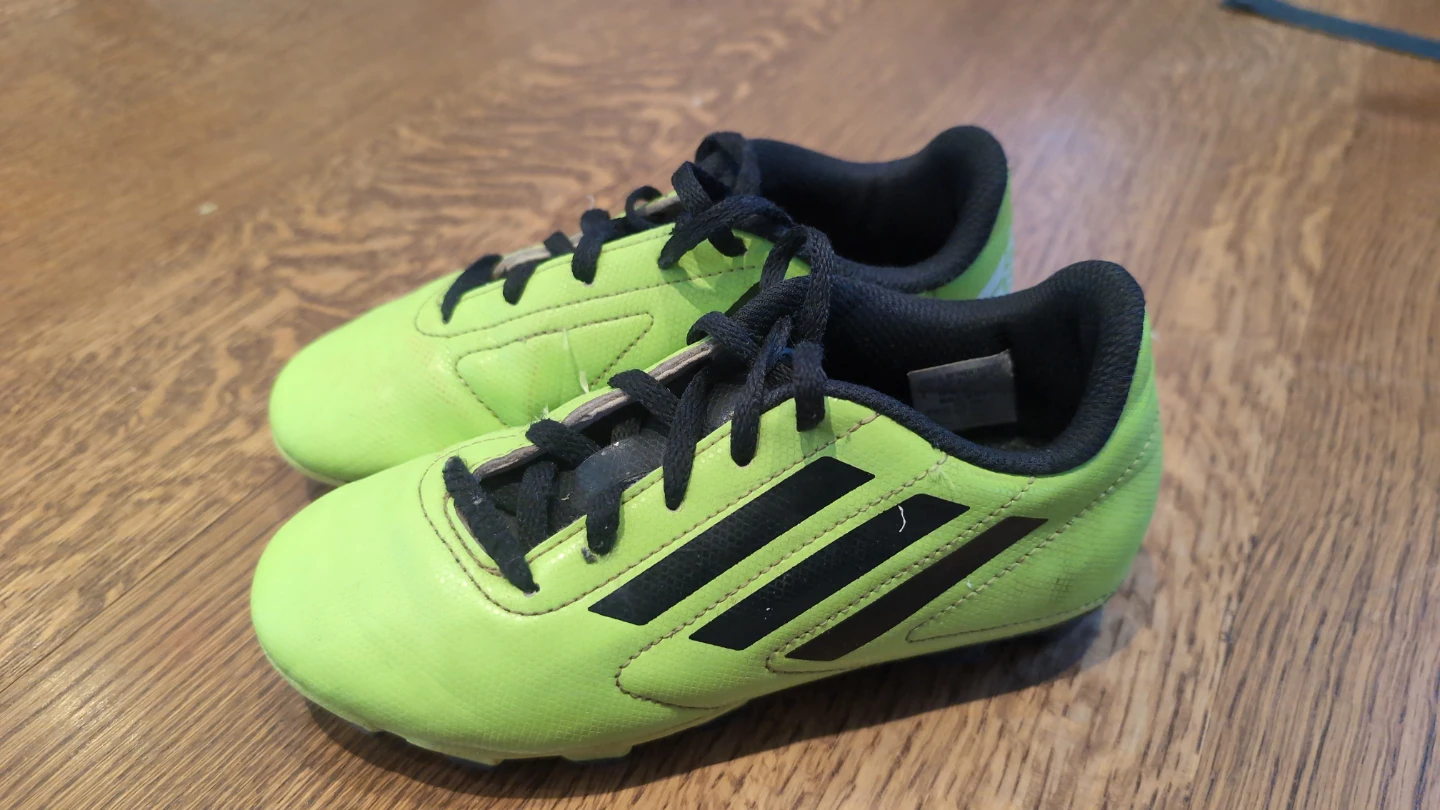 Adidas Kids Soccer Cleats Lime Green Size 1