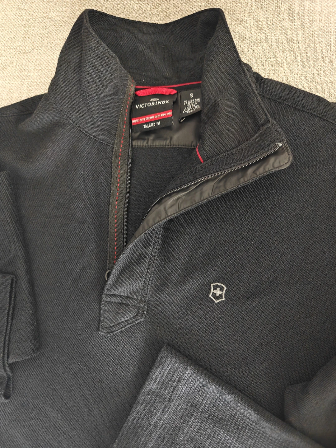 Victorinox Black Quarter-Zip Pullover Small